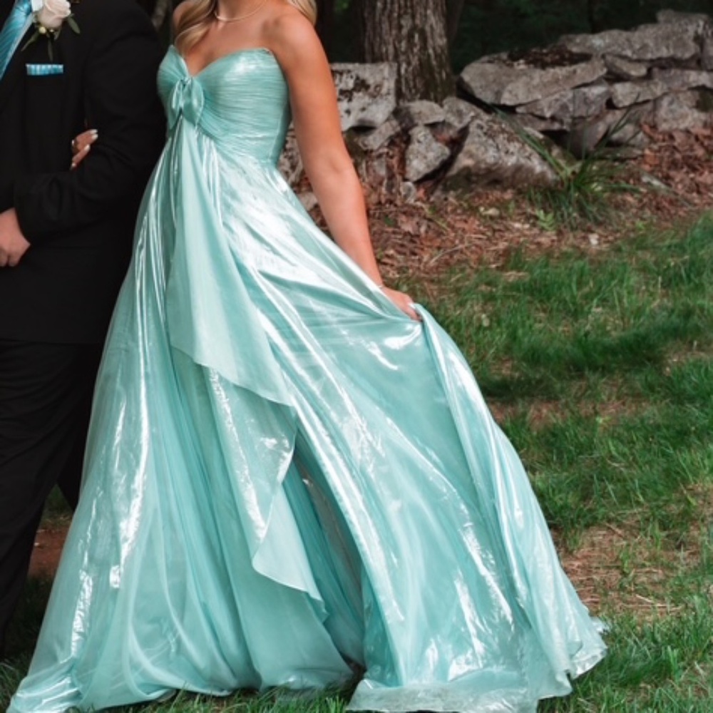Sherri Hill size 2 57108 style light blue - Picture 2 of 7